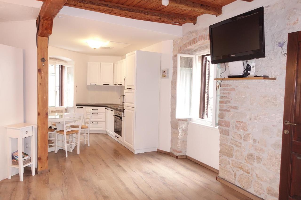 Romantic Studios Rovinj Eksteriør billede